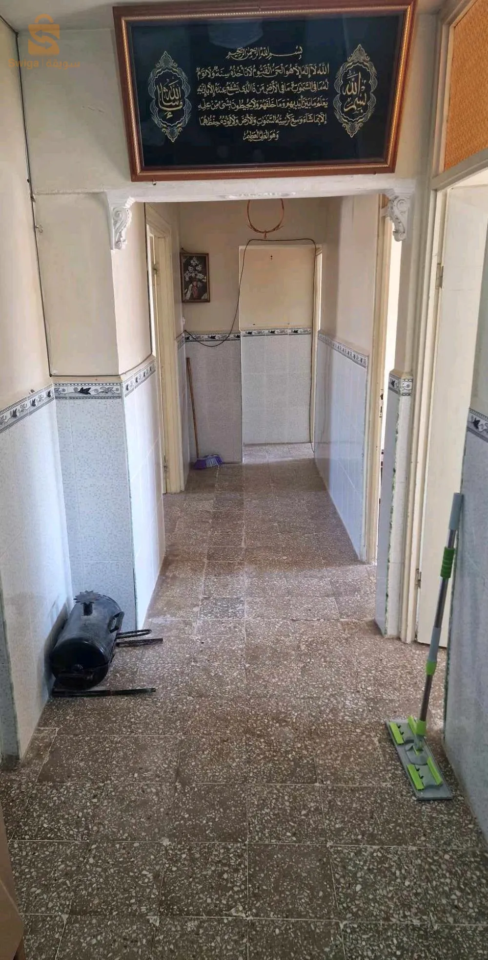 Kayen f5 4eme stage la city 500 sidi amar fog jami3a ( city universitaire ) prix 850 fix ( samou 800 )