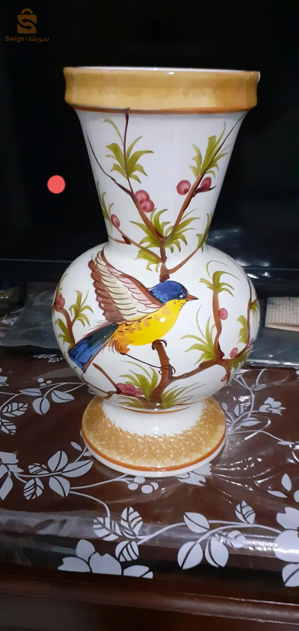 trés jolie vase à fleurs