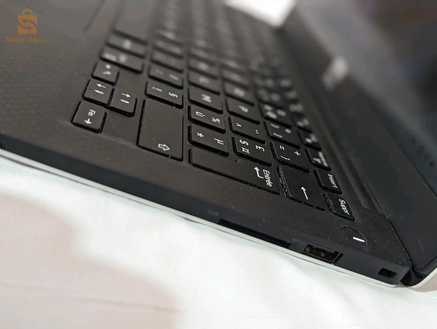 Dell xps 13 i7 7th gen 8gb ram 256gb ssd 13.3"