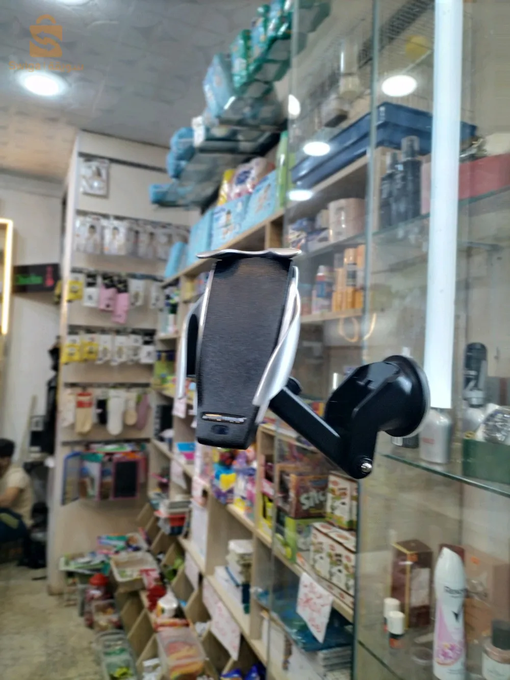 شاحن لاسلكي قابل للتثبيت 360°