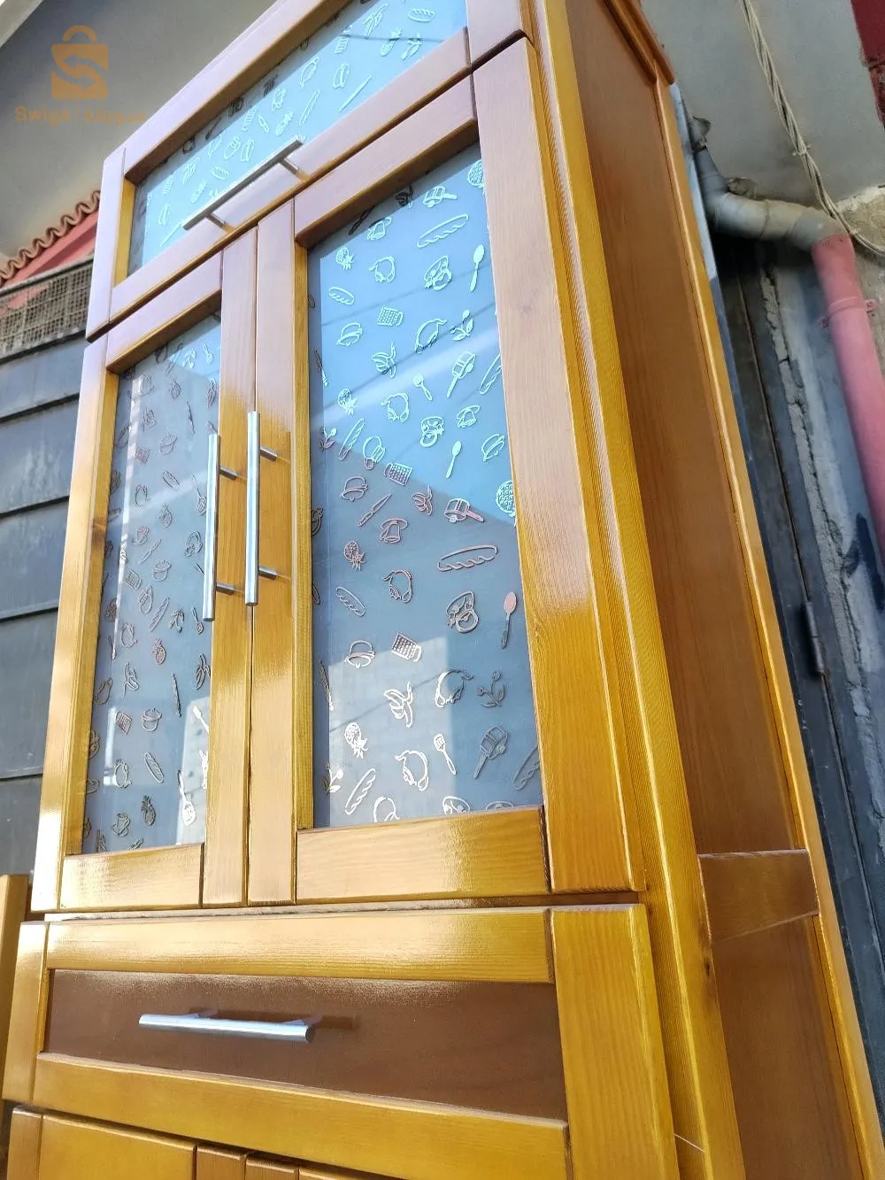 بيفي كوزينة خشب أحمر خدمة نجار