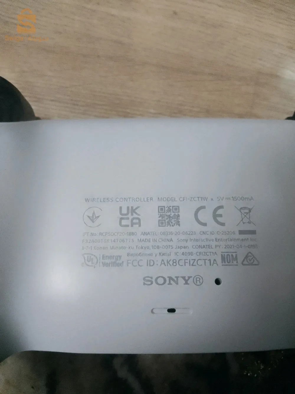 ps5 européenne جديدة +manette originale+ 3 jeux+800gb