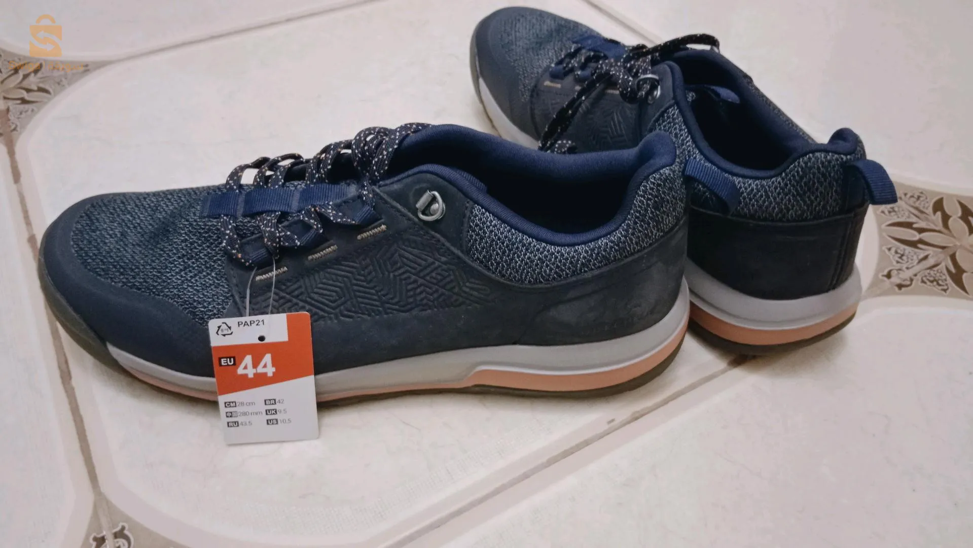 احذية اطفال ورجال (كمية محدودة اطلب ولا تتردد)