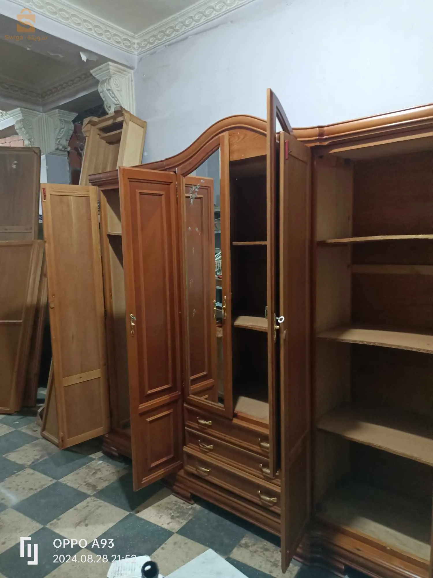 armoire bois rouge 1choix