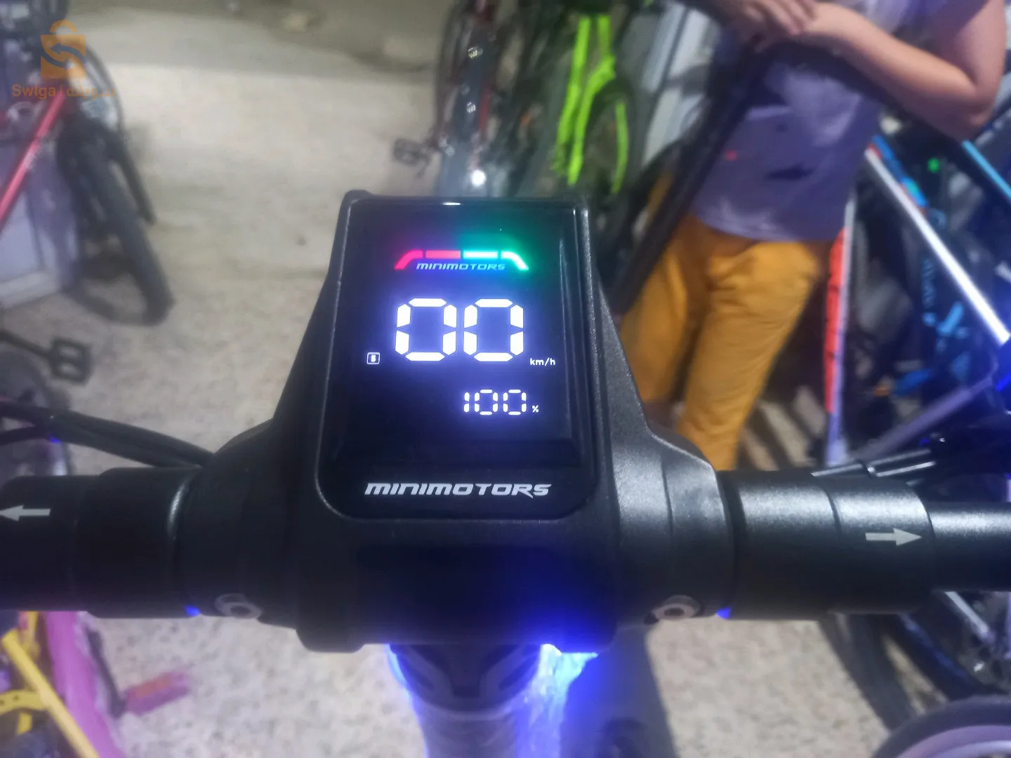 numéro de téléphone.0550394254