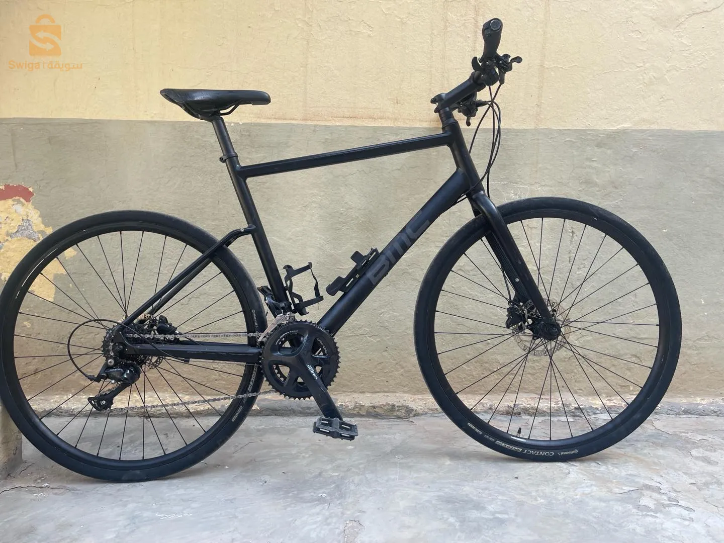 Gravel BMC 🇨🇭la taille L 28 pouces 2*9 vitesse frain disc lokid