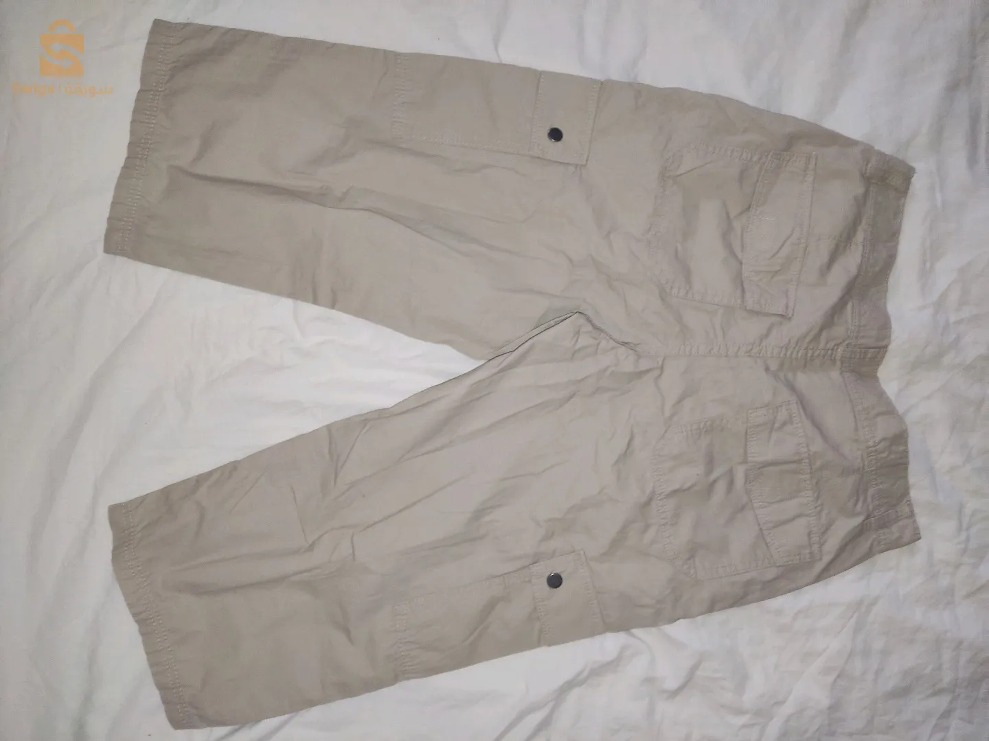 Capri pants man