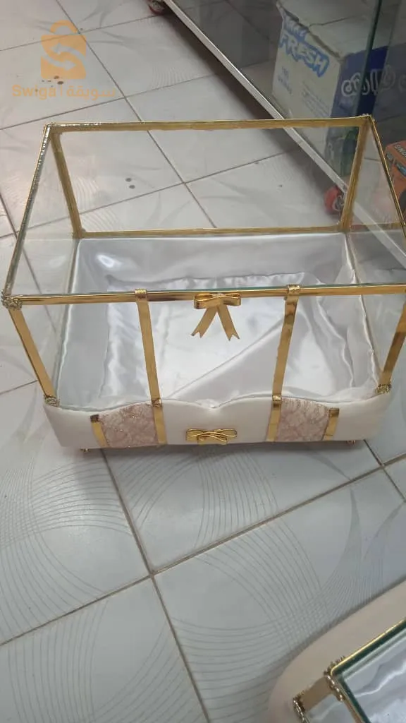 Natural products, accessories and gifts for the bride