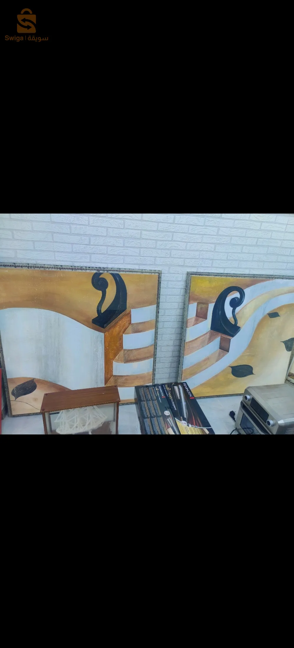 كادرين يكملان لوحة فنية من ايطاليا رسم مرسوم باليد بسعر 4 ملاين لكليهما