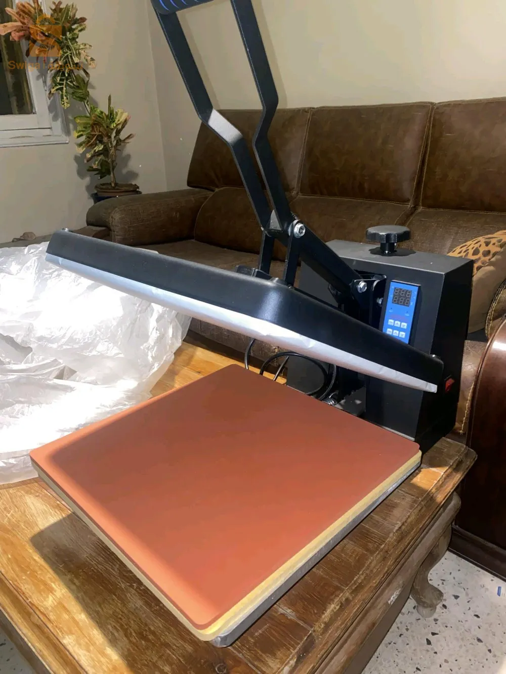 آلة الضغط بالحرارة