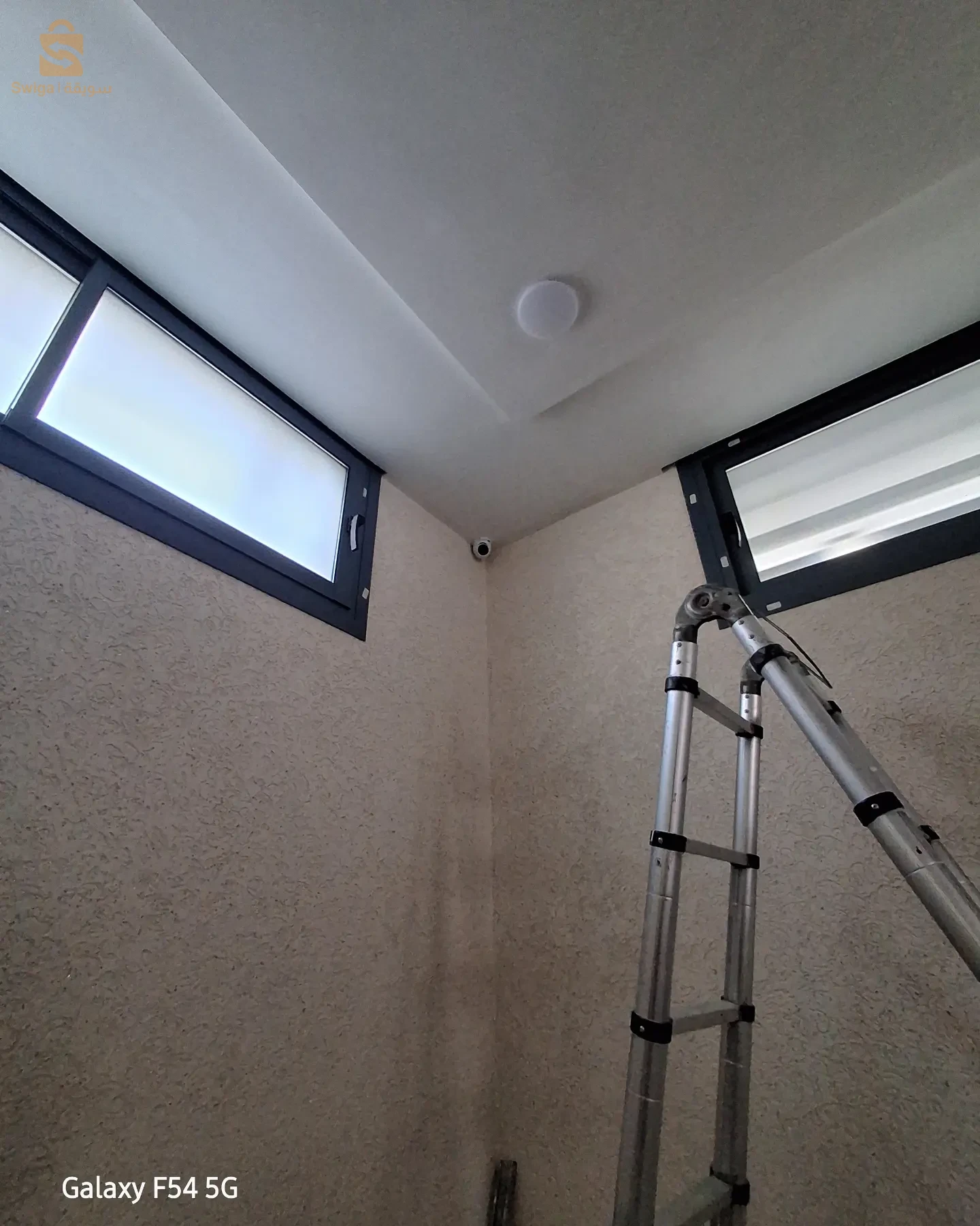 Camera de surveillance et system d alamre