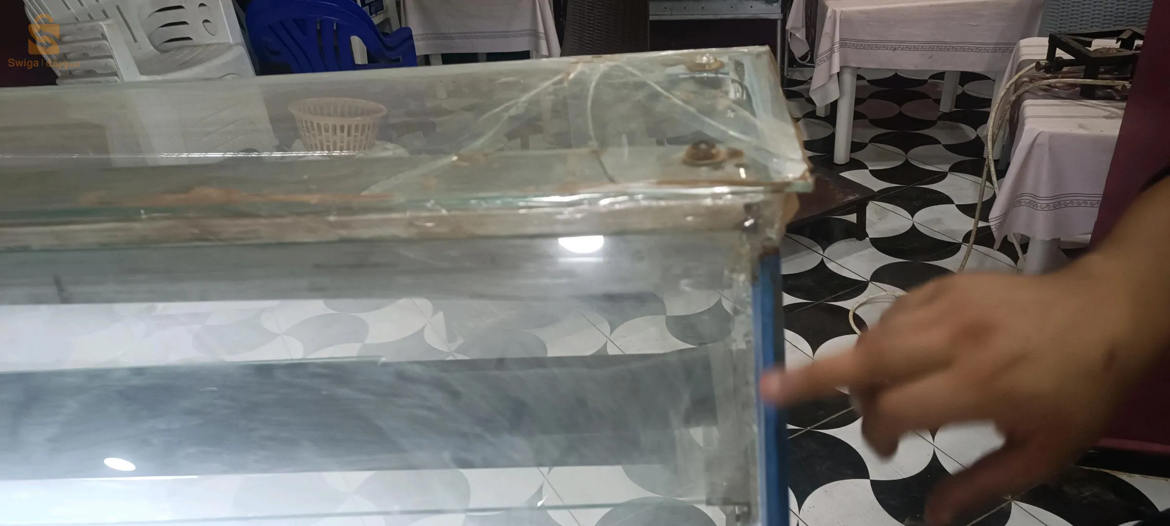 frigo prisontoir 2 metres /frigo prisontoir 2 port 1.5m