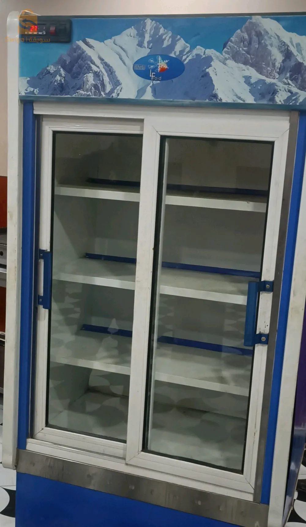 frigo prisontoir 2 metres /frigo prisontoir 2 port 1.5m