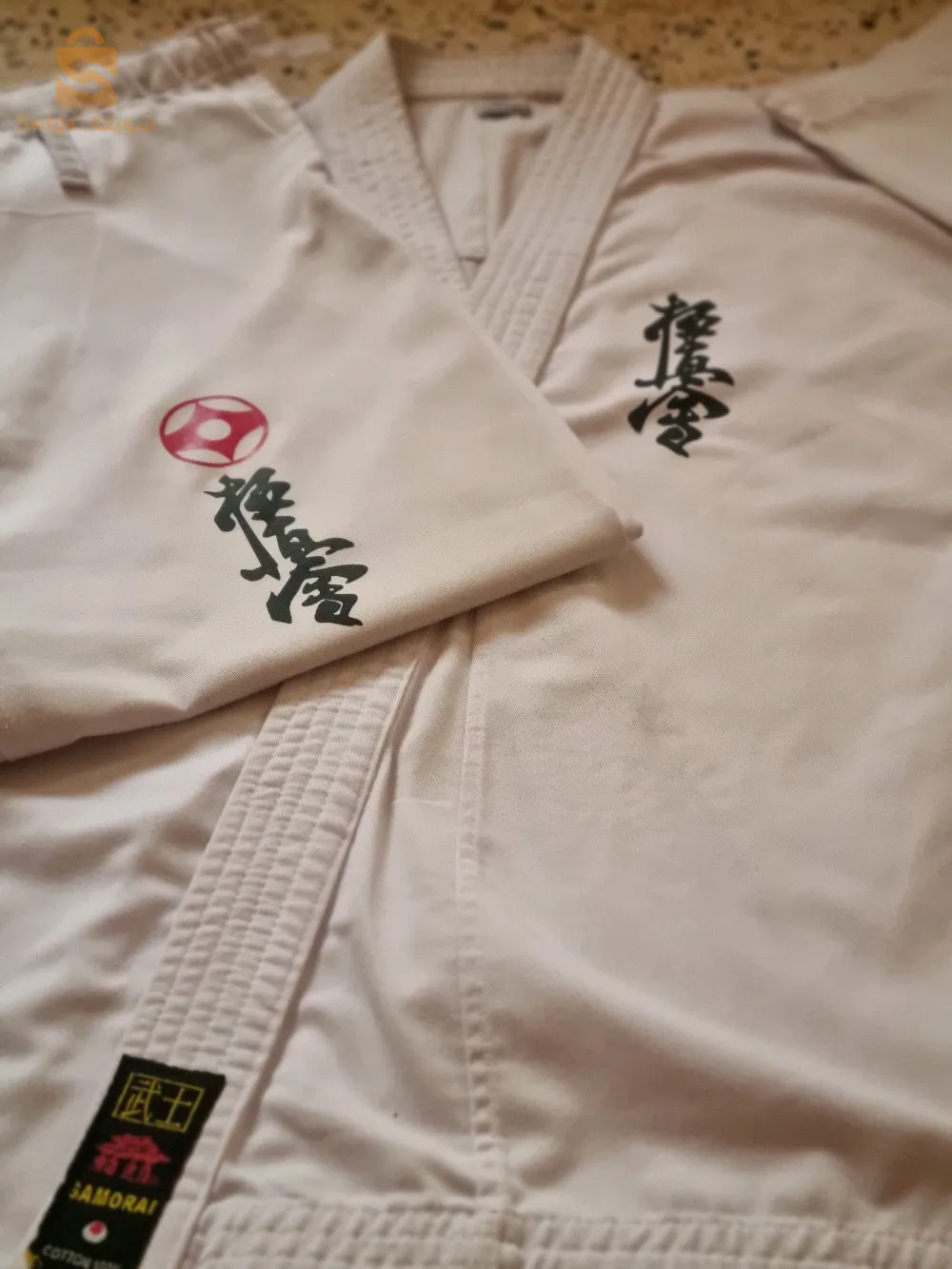 *Kimono SAMORAI T: 3
*Kimono MATSURU (triko bark) T: 150cm
*Protège tibia PETRA T: M