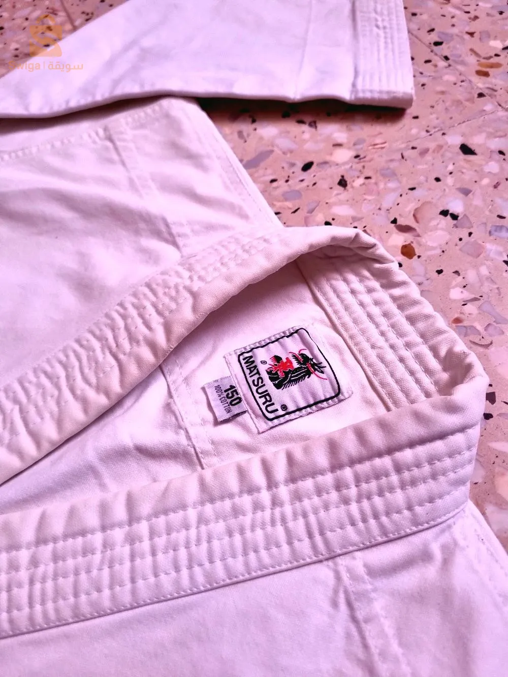 *Kimono SAMORAI T: 3
*Kimono MATSURU (triko bark) T: 150cm
*Protège tibia PETRA T: M