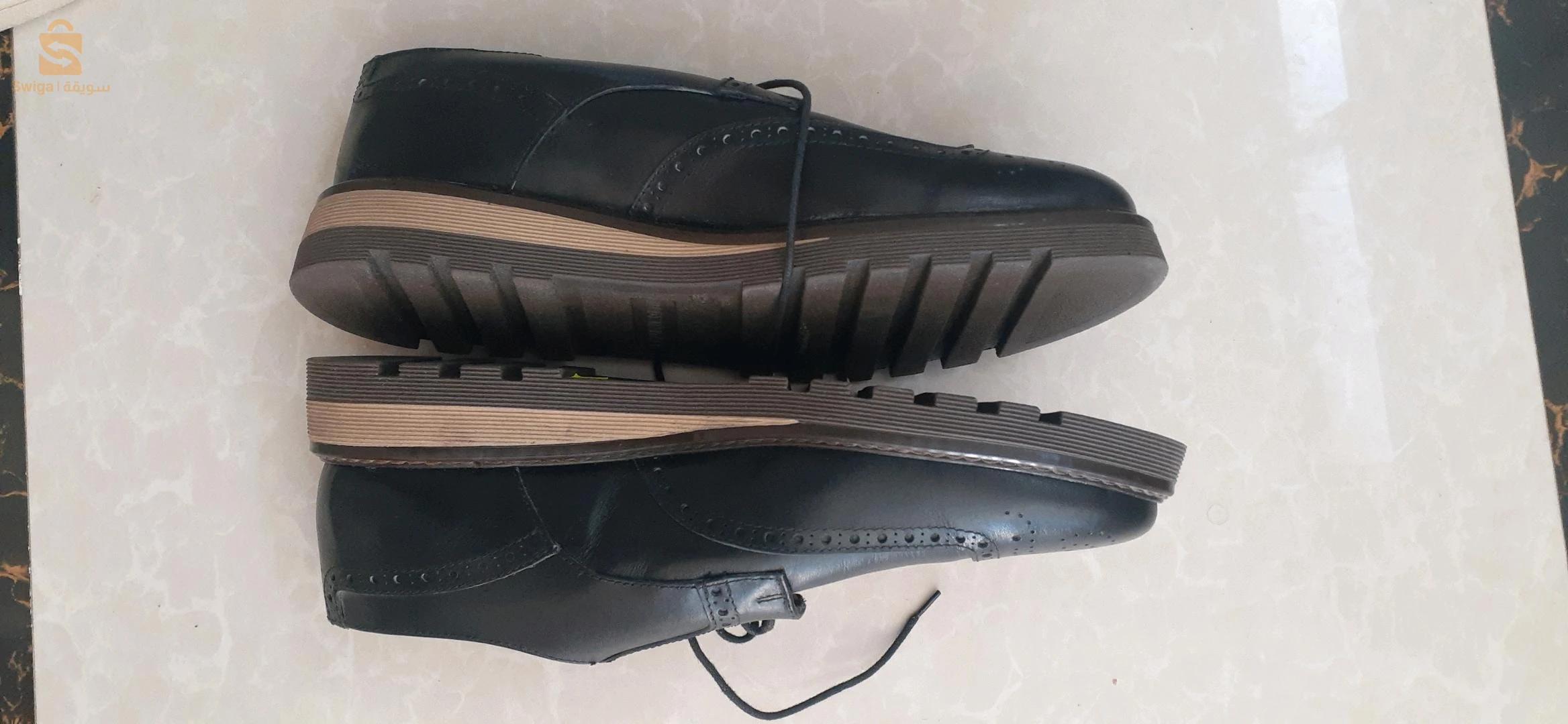 Divers vêtements pour hommes .