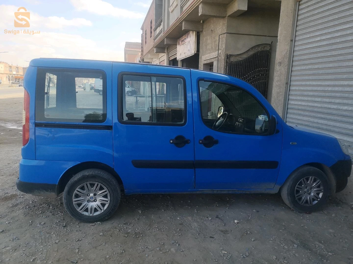 سيار فيات دوبلو ابسونس