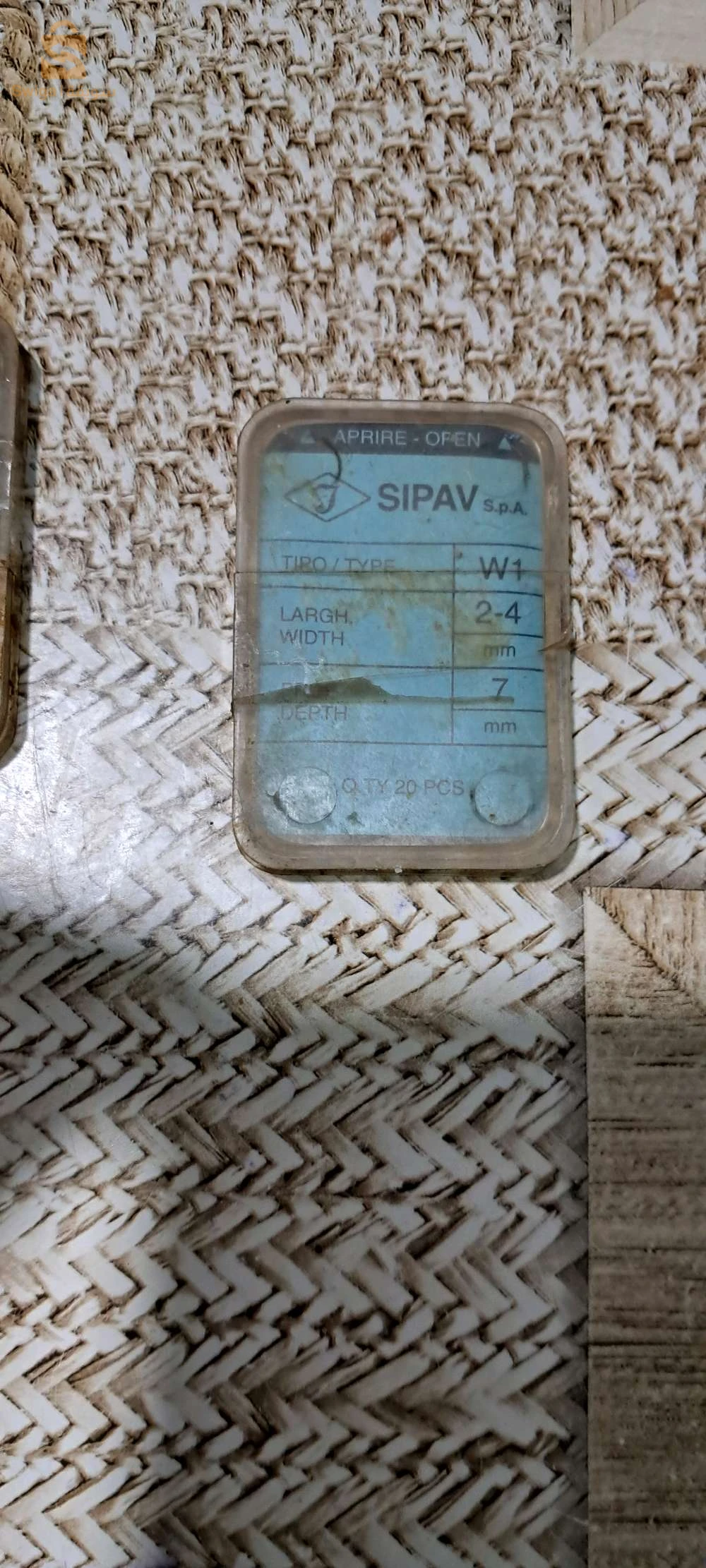 outillage de deresage  de pneu