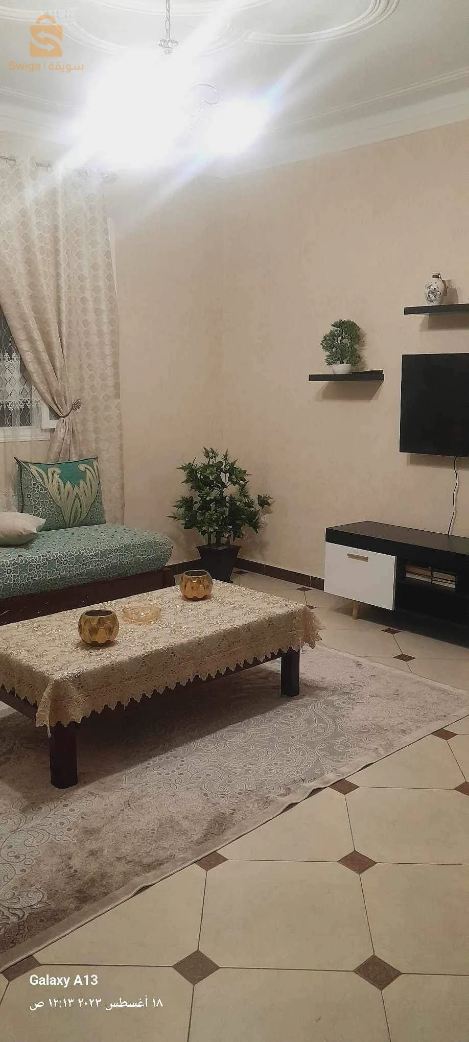 أمام مسجد مالك بن نبي