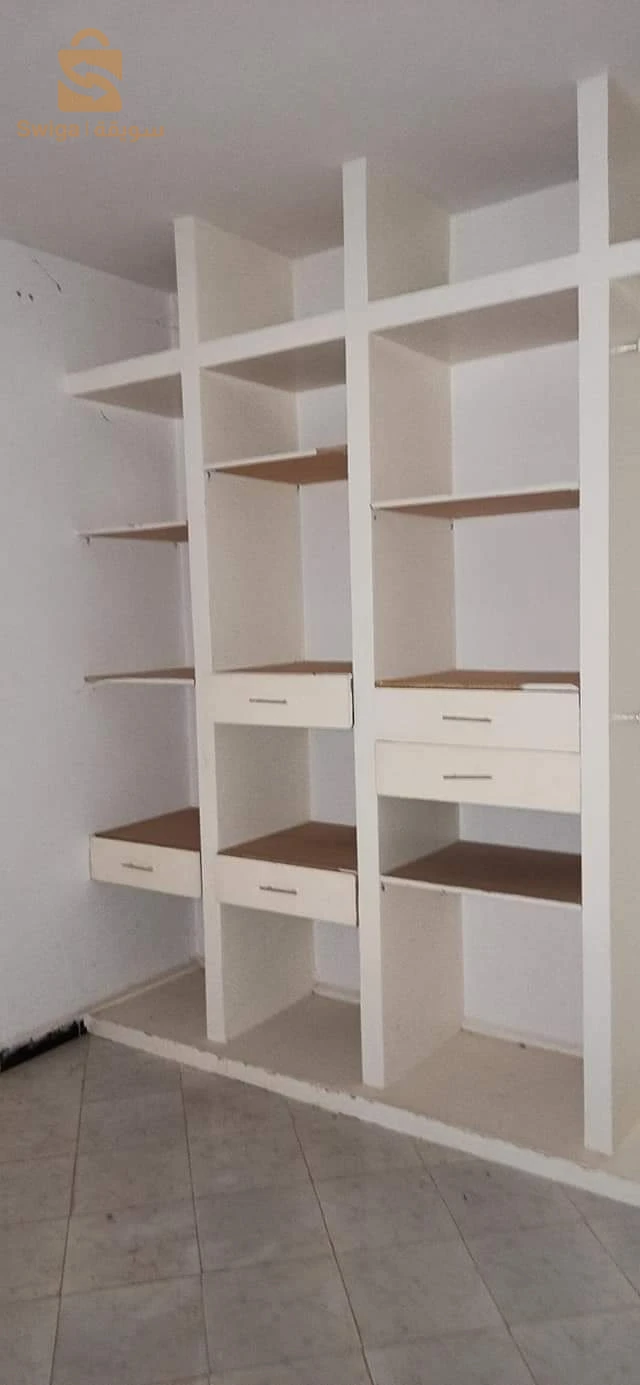 je vente un joli duplex af5 a bouzereah la fonton Alger centre 0797 259774