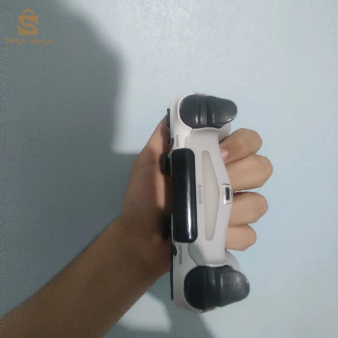 ps4 controller white