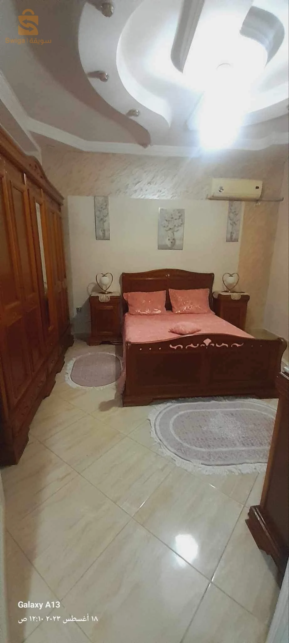 أمام مسجد مالك بن نبي