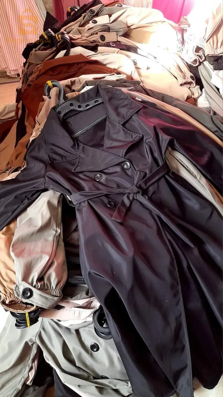 trench coat ( manteau)