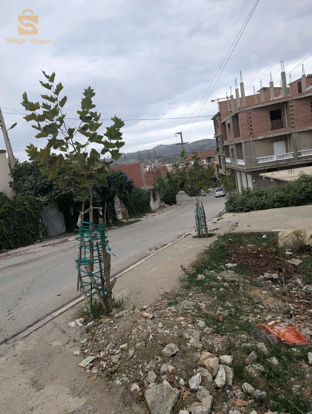 كاركصة للبيع ذو اجهتين