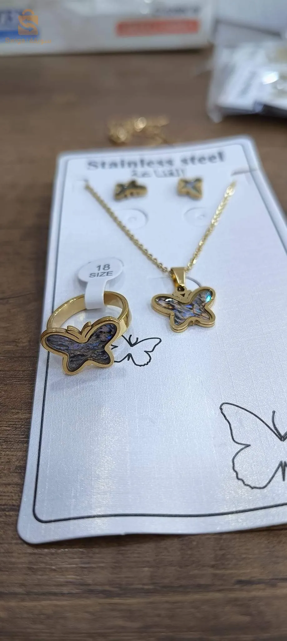 🚨🚨🚨عااااااجل برموسيو لجمعة وسبت 🚨🚨🚨حبسي كيما رآكي 🖐 عاشقات الأناقة والذوق الرآقي 🤩 درنالكم #تخفيضات جدّ جدّ مغرية في العديد من #ليبارور  اسي👌 مختلف الماركات العالمية بأسعار 45 الف جد مغرية وتنافسية 💥لبارطاج ماكسيمو  كول ميكون لبارطاج نديرو مسابقة 🎁🎁توصيل 58ولاية ⛵⛵مرحبا بيكم ليطلب علا لخاص اطلب عبر الوتساب 0549977371🫡🫡🫡