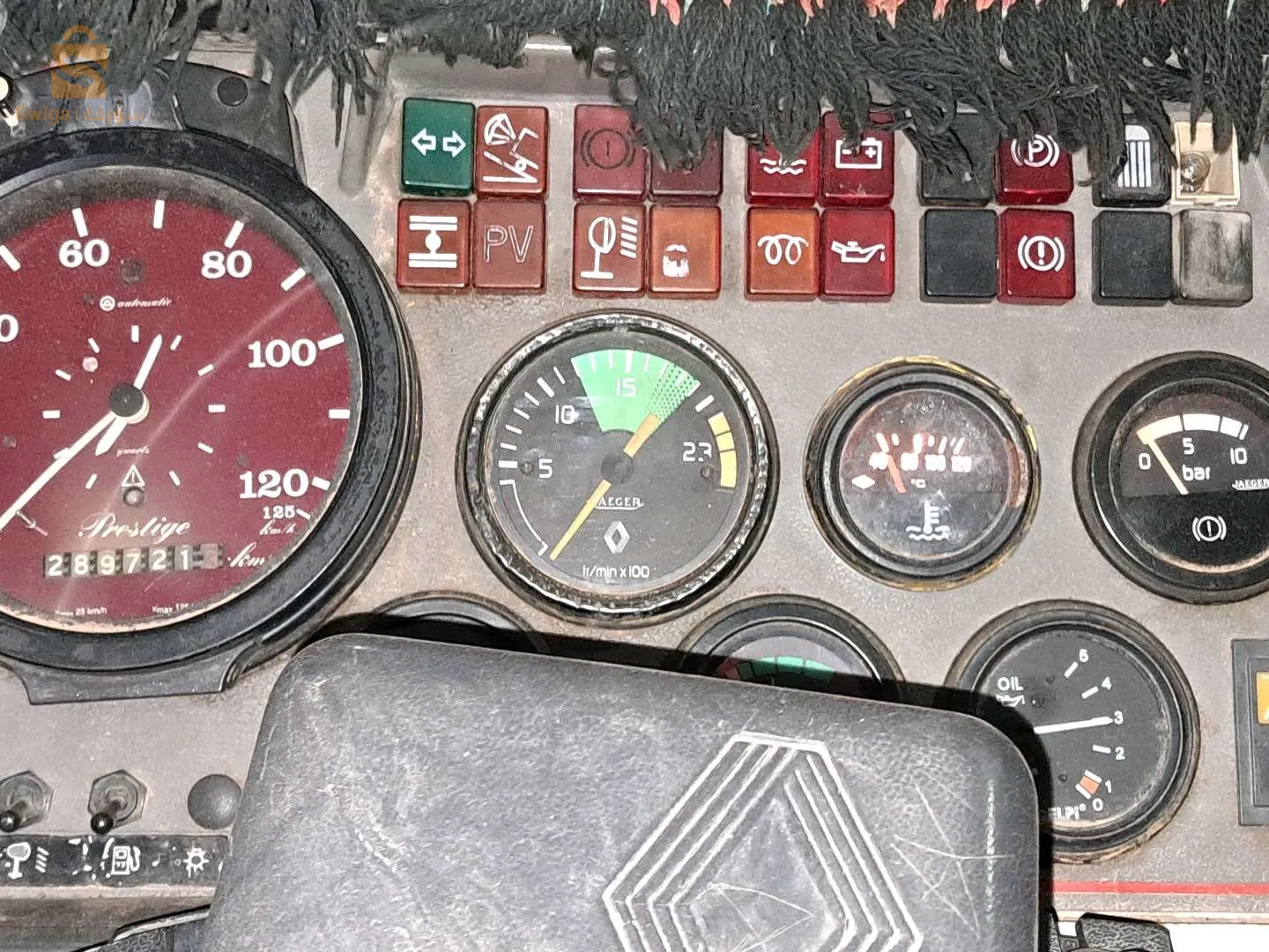 كاميو رونو G