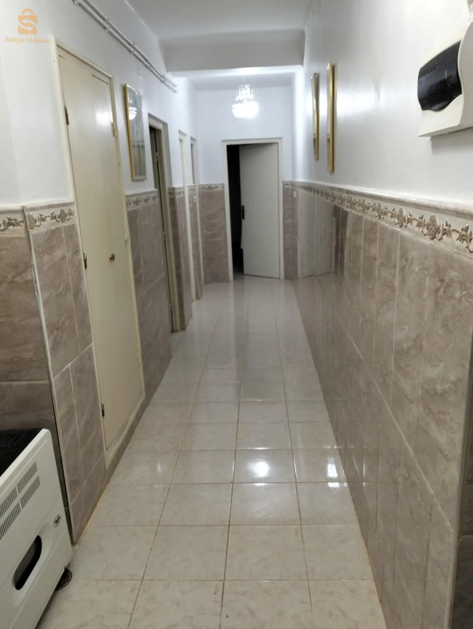 F3 à vendre, Desostomon, deuxième étage, en face de l'hôpital, à Arzew