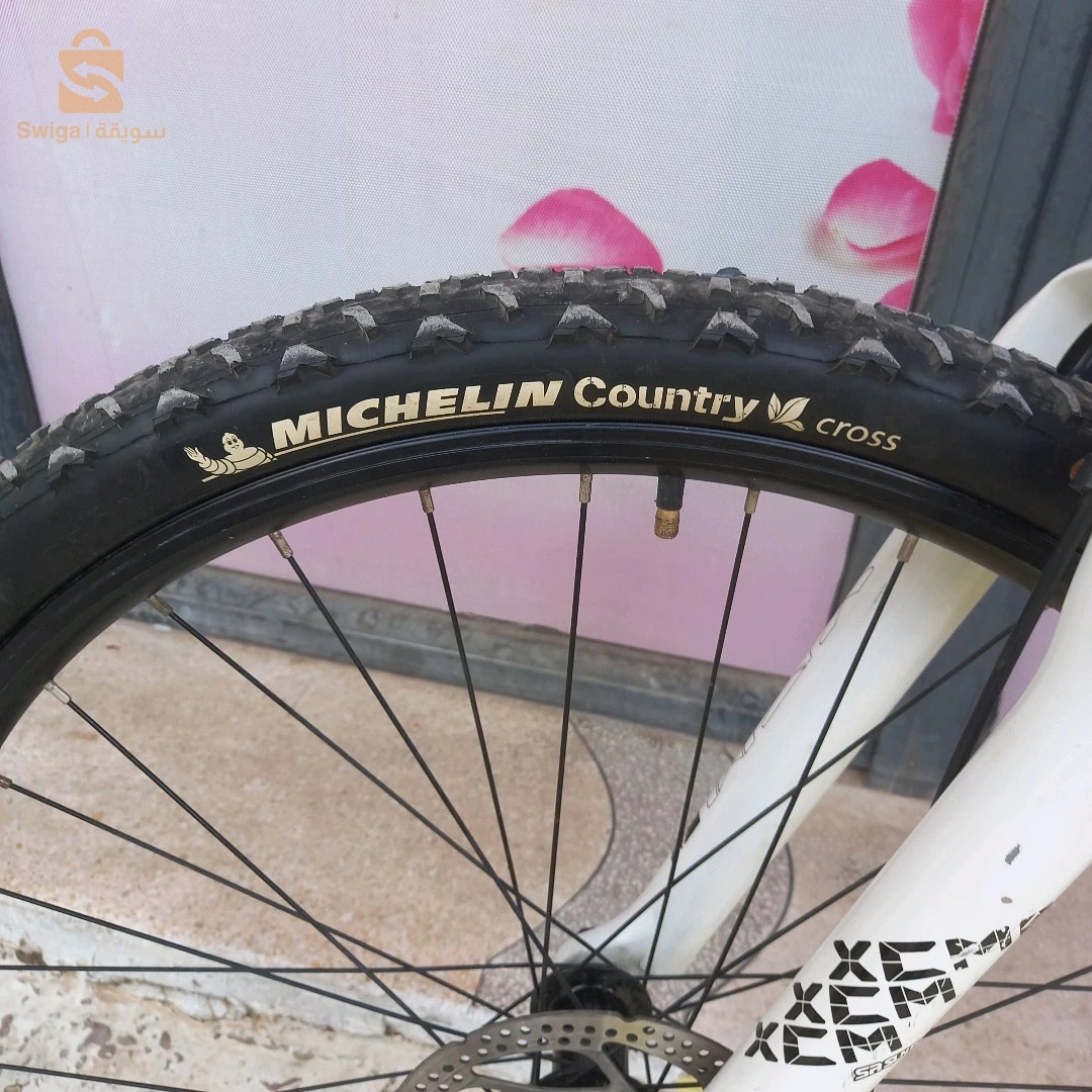 LAPIERRE tecnic 200
