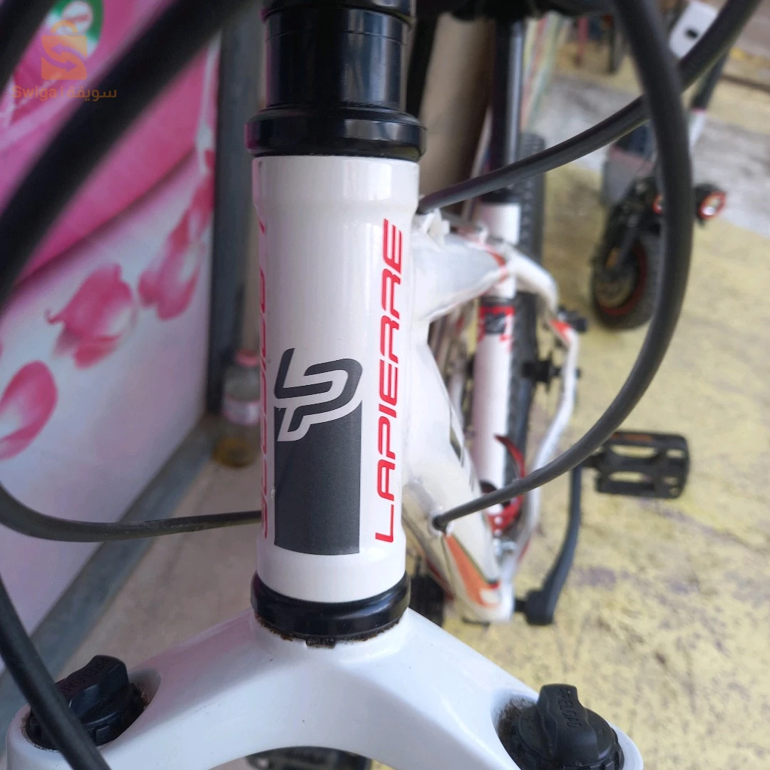 LAPIERRE tecnic 200