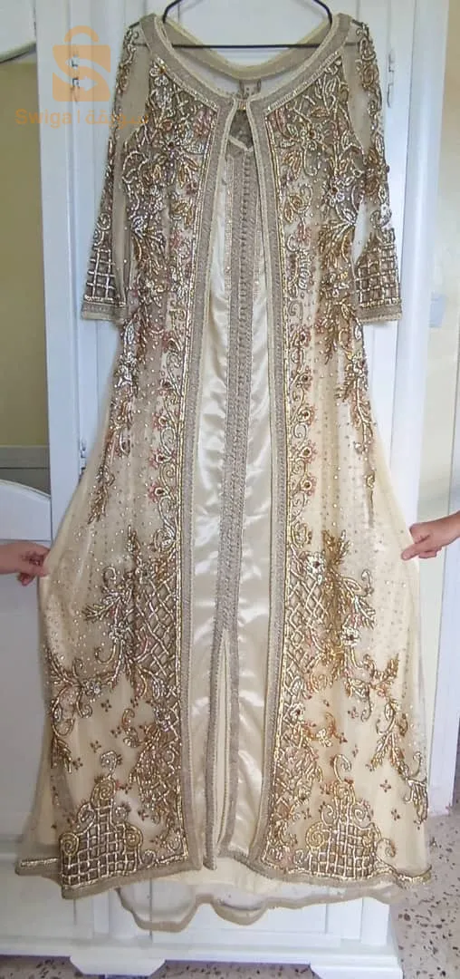 قفطان مغربي بالقطعة تحفة