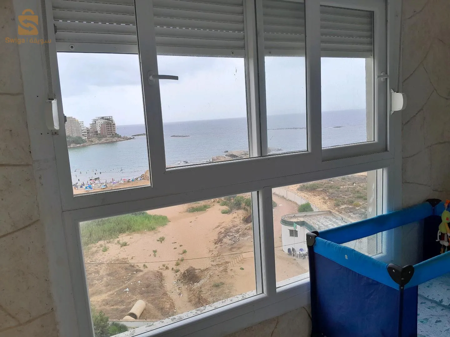 a vendre appartement avec une grande terrasse même superficie que l'appartement
(vente par le propriétaire)
