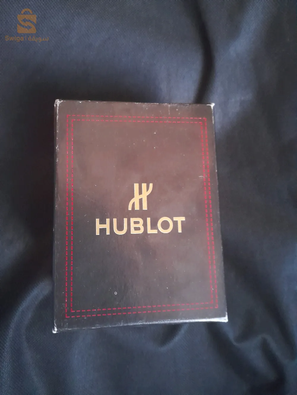 HUBLOT watch is elegant, beautiful and simple, giving you a luxurious look and matching most styles of clothing. For any preferred type, the HUBLOT watch is suitable for simplicity and brilliance.