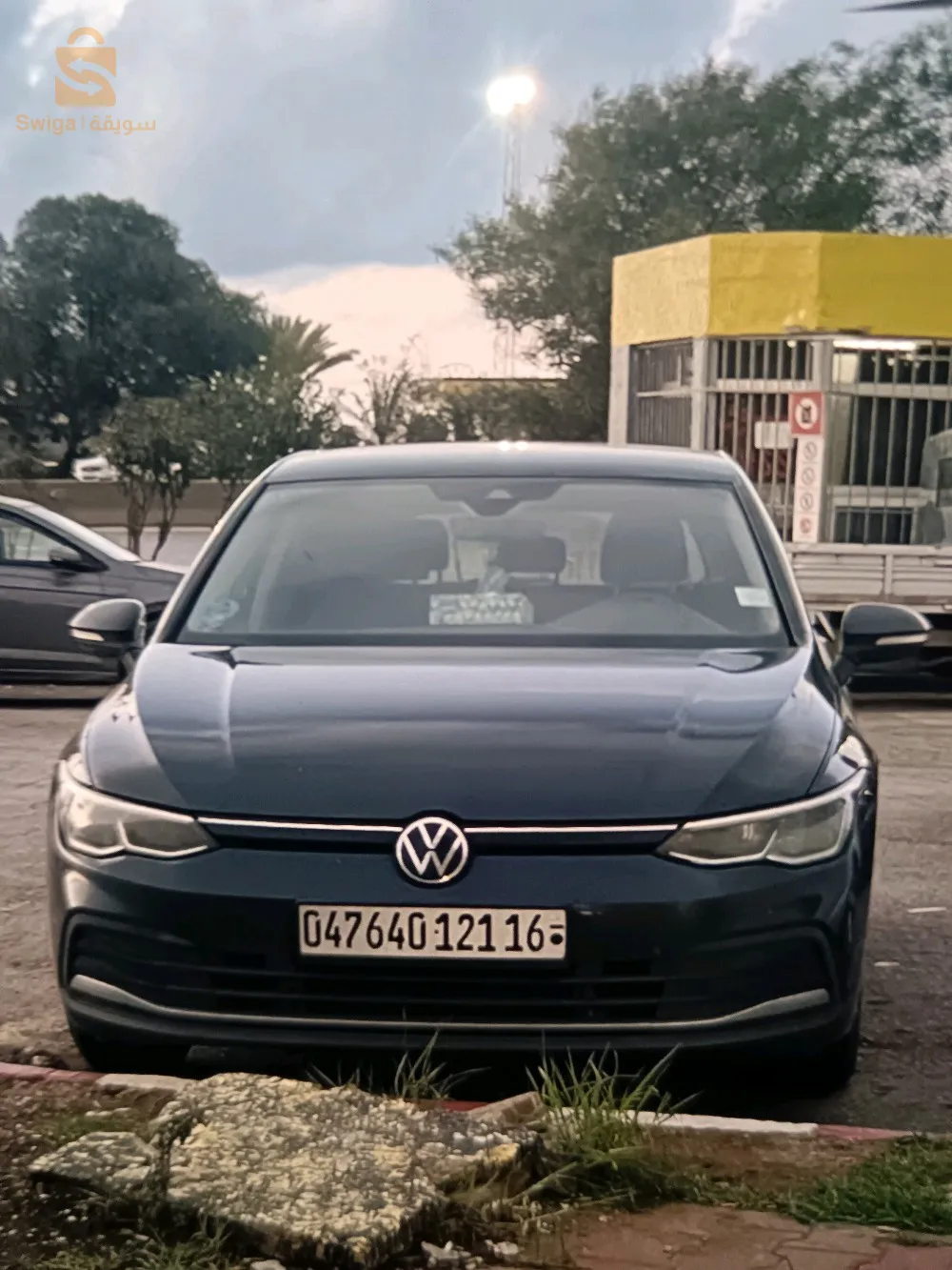 بيع سيارة نوع  golf 8 active 1.0 ess turbo