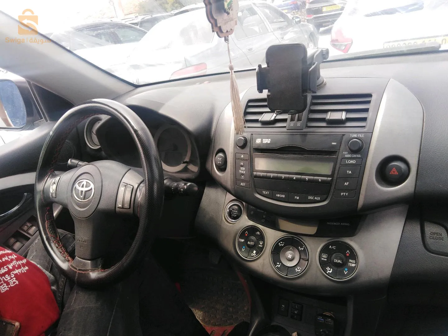 سيارة RAV   4   toyota