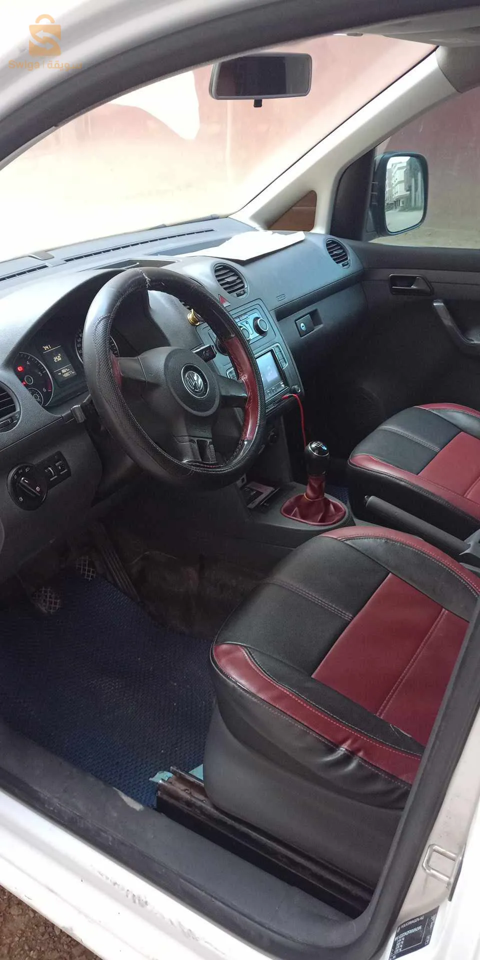 2   afroit fel capeu