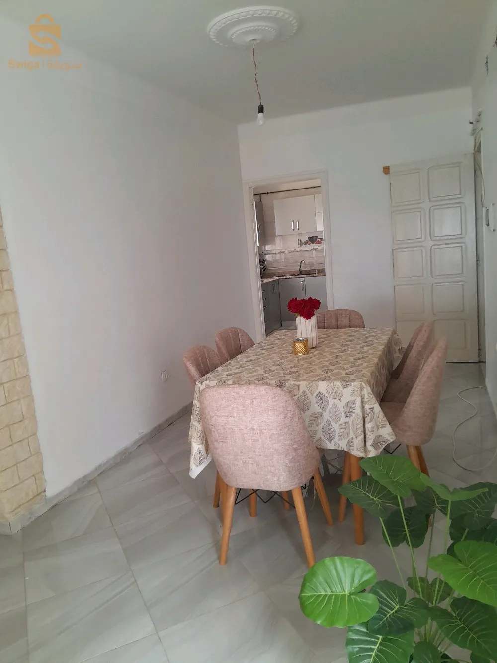a vendre appartement avec une grande terrasse même superficie que l'appartement
(vente par le propriétaire)