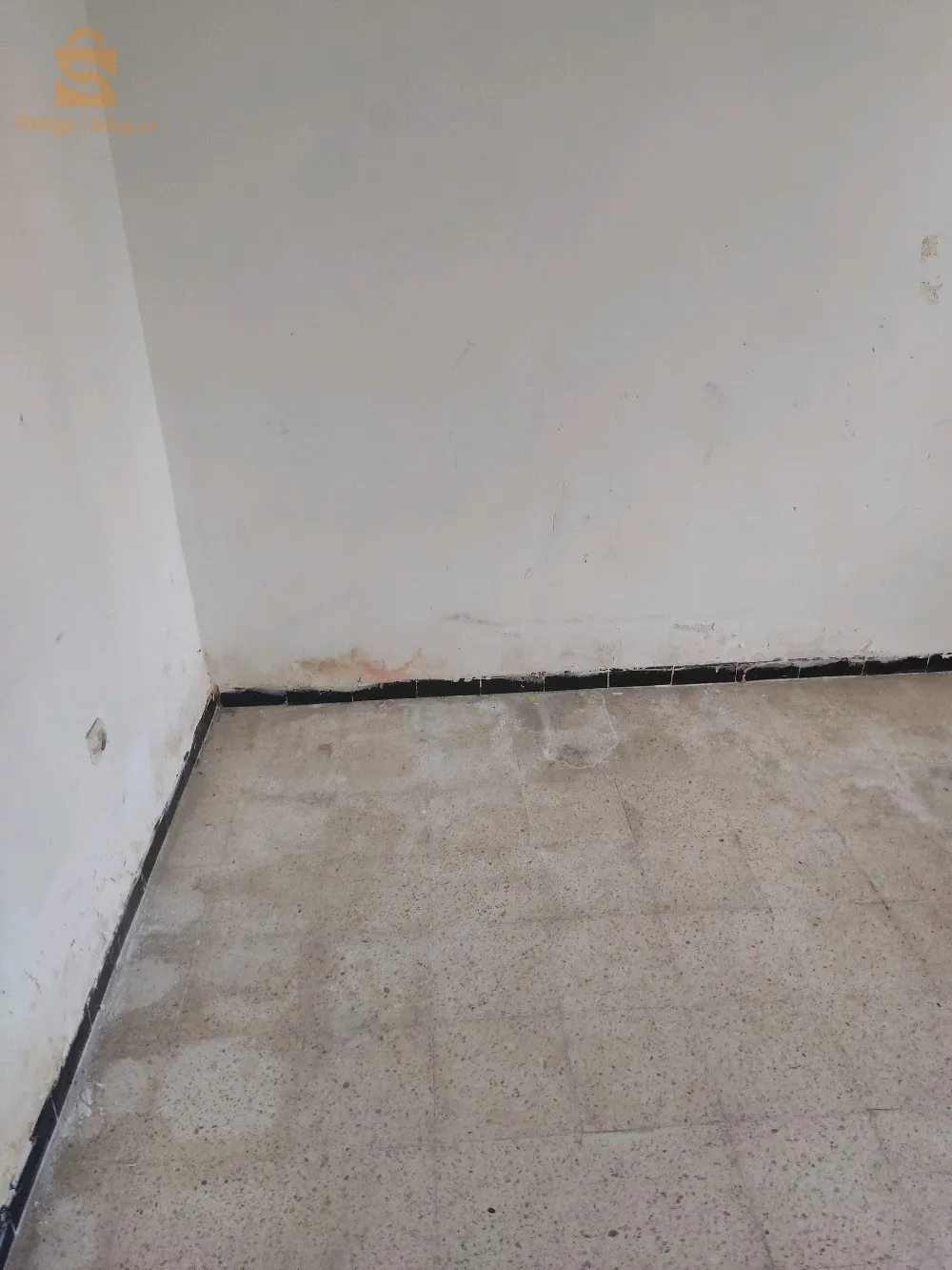 F3 a vendre 1ère étage 2 façade interphone Barreaudage façade principale cité ABERCi benrahmoune CORSO BOUMERDES 0661310506 prix 850 fixe