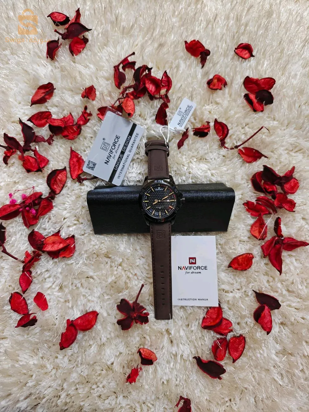 NAVIFORCE 
ساعة رجاليه