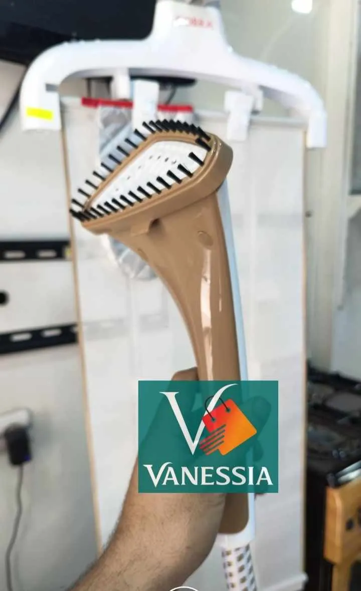 Défroisseur a vapeur vertical cobra