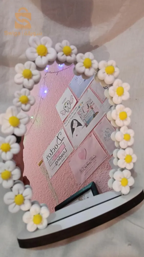 مرايا ورد الفوم