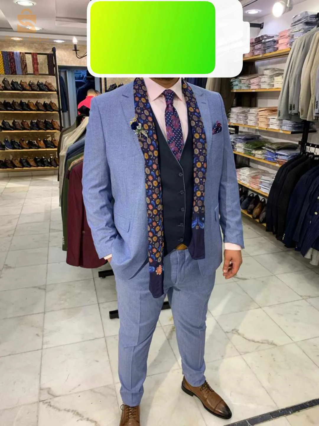 costume porté une seul fois