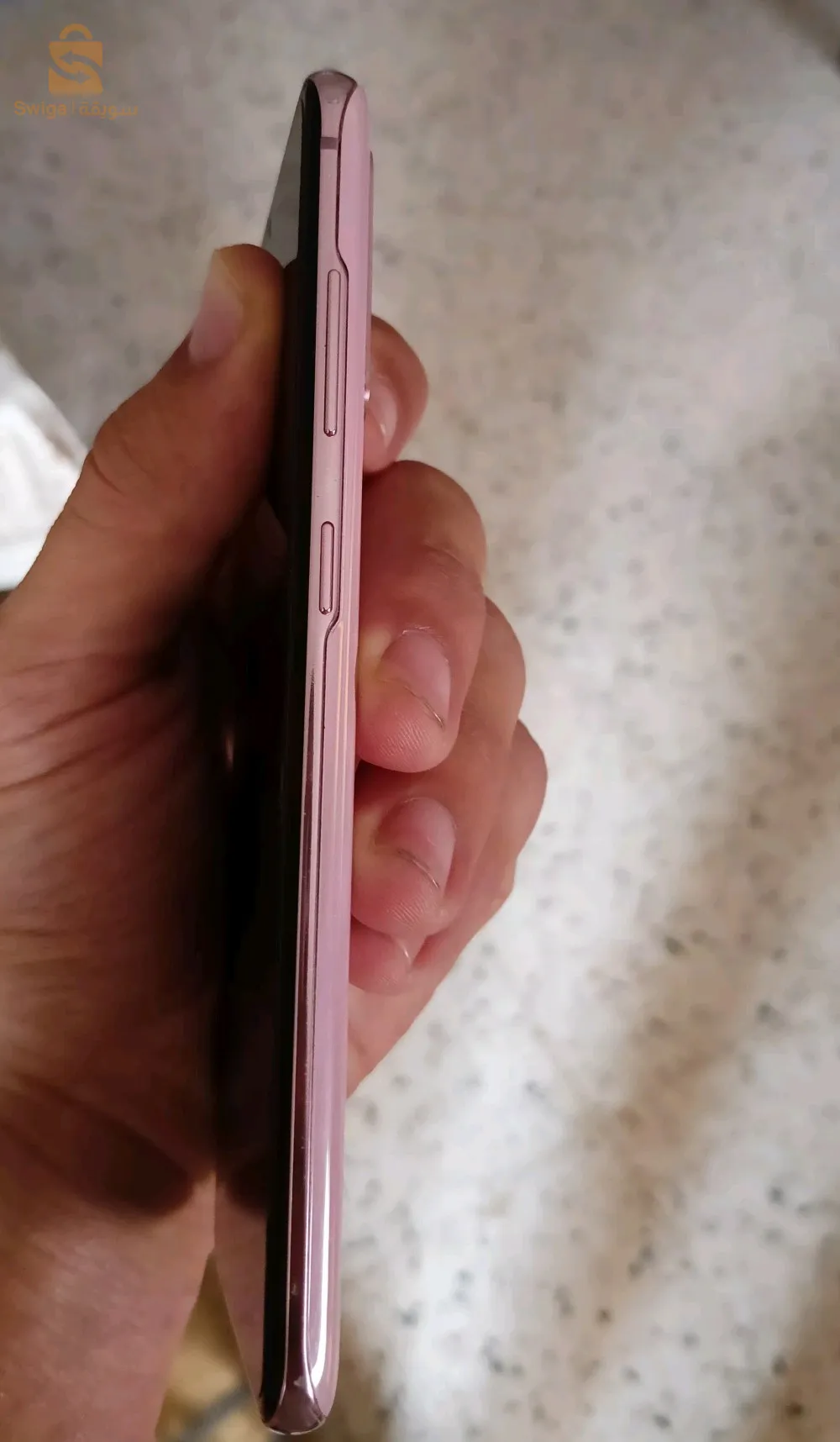 Galaxy s20 ndif fih double fichiers 5fifa ma  dérangech , Ram 8 stockage 128  ta3 L'Eroupe  haja ma mabadla fih kolech d'origine.