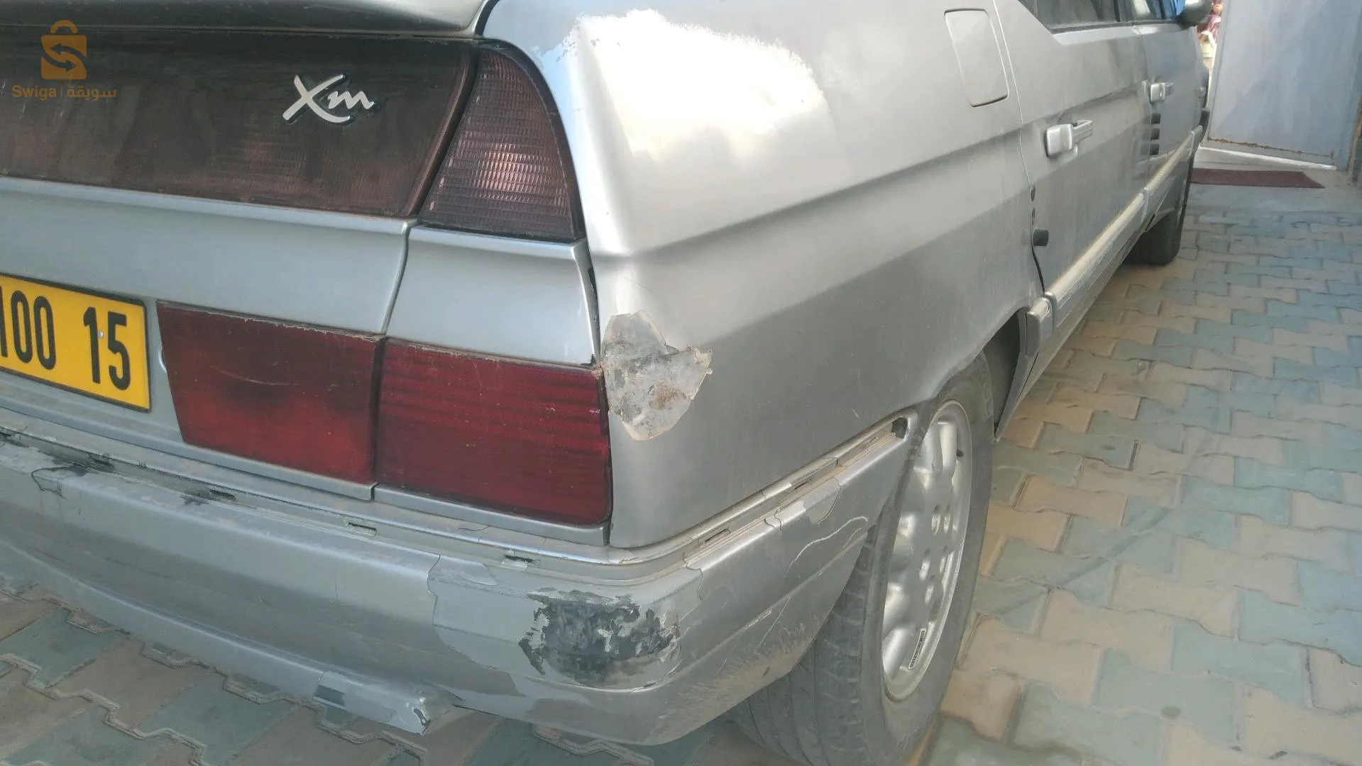 vitroenxm 2000
2.5td
marche bien.
défauts carrosserie capot, phare avant droit cassé, pare choc ayant perdu sa peinture