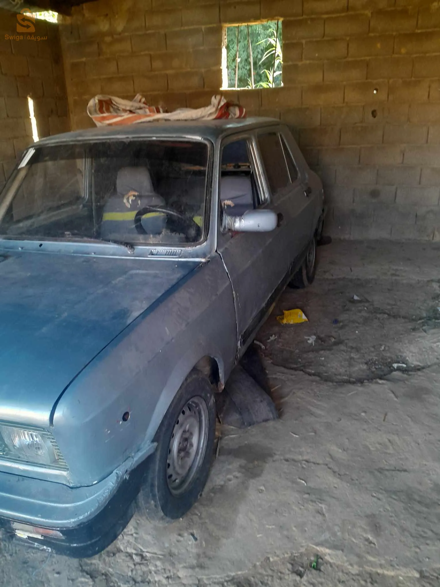 للبيع ولا تبراز