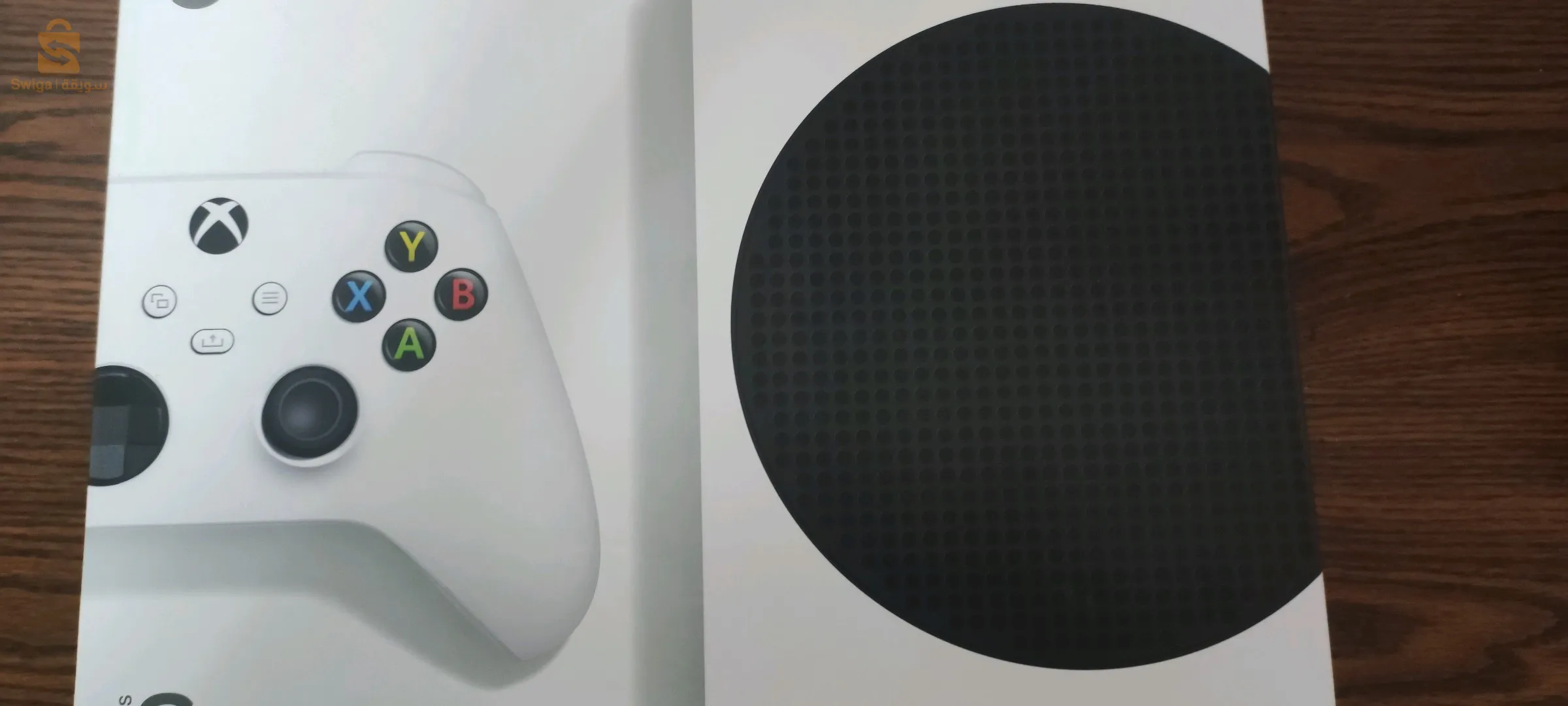 xbox séries s مستعملة مدة قصير بزاف جديدة او فيها ڨايم باص 3 شهور بيها بلمانيطا او صولحها لوريجينال