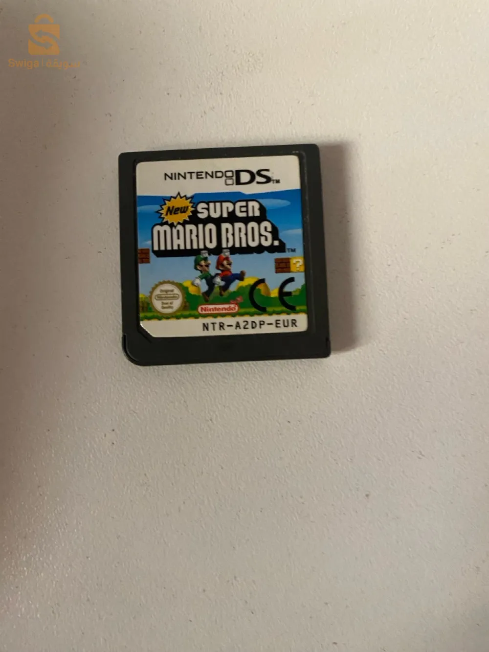 nintendo 2 ds a vendre avec chargeur et cassette